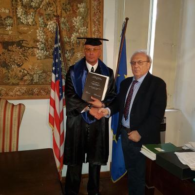 Federico Iannoni Sebastianini con il Prof.Mario Festa Rettore università Americana sede di Roma